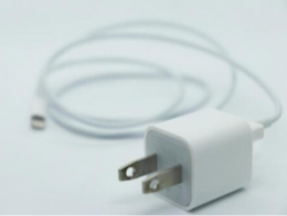 豊田プレステージホテル　携帯電話充電器　貸し出し